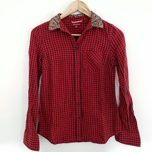 Target • Red cotton button-up with sequin collar size XS